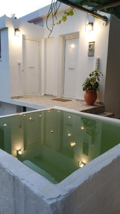 Apartmán House With Beautiful Garden In Plomari Exteriér fotografie